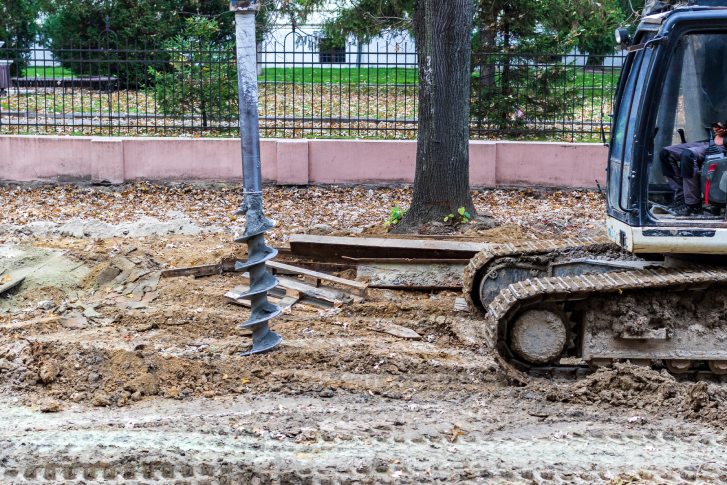 wiercenie studni głębinowej a rodzaj podłoża